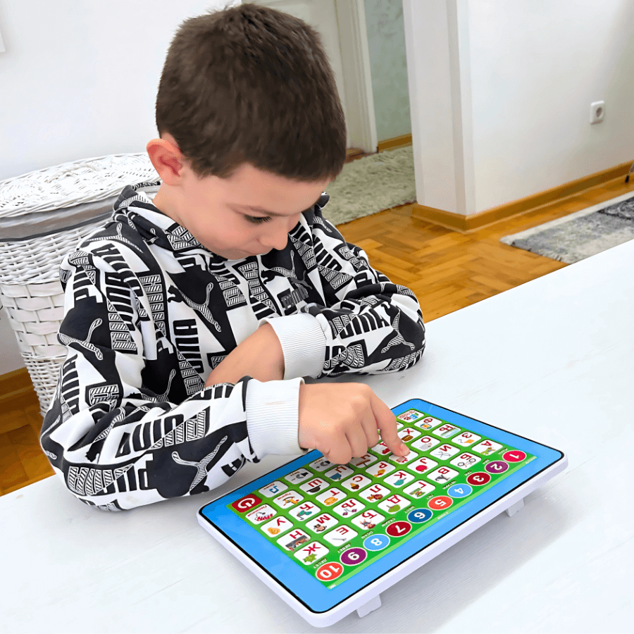 Moj Prvi Tablet - Igrajmo Se I Učimo!