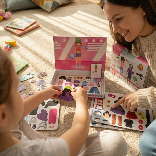 Dečiji koferčić sa haljinama